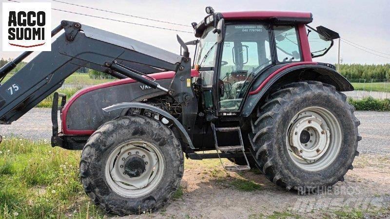 Valtra T151 H Tractoare