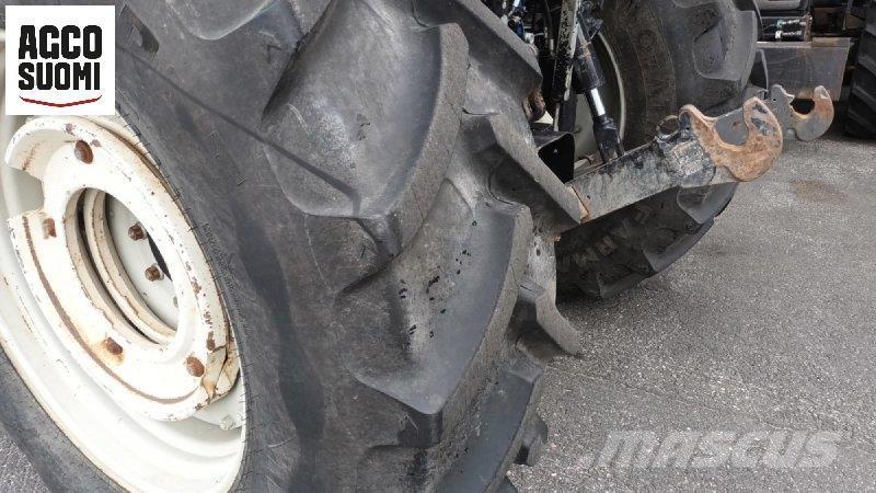 Valtra T151 H Tractoare