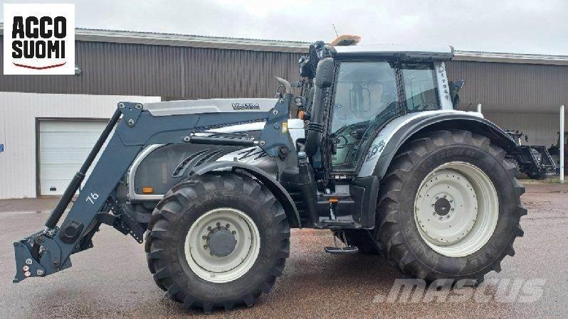 Valtra T203D Tractoare