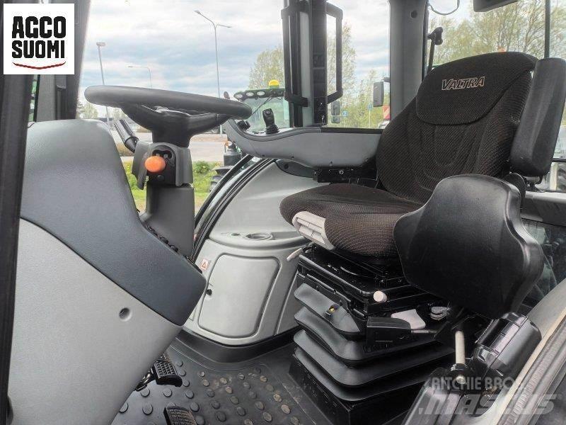 Valtra T213 VERSU Tractoare