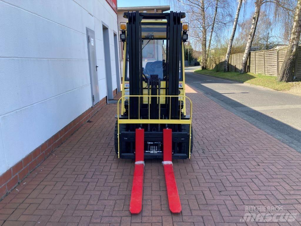 Hyster J 2.0 UTL Stivuitor electric