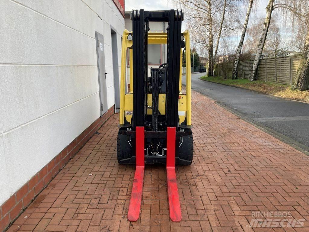 Hyster J 3.0 XN Stivuitor electric