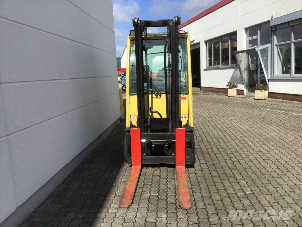 Hyster J 3.0 XN Stivuitor electric