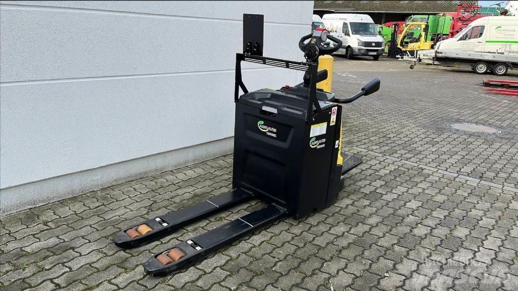 Hyster P 2.0 S Transpaleta manuala
