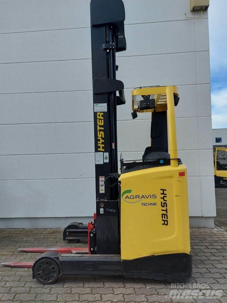 Hyster R 1.4 Stivuitor cu catarg retractabil