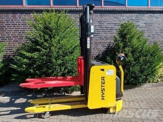 Hyster S 1.4 IL Transpaleta manuala