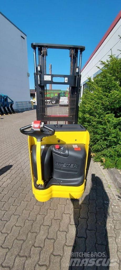 Hyster S 1.4 IL Transpaleta manuala