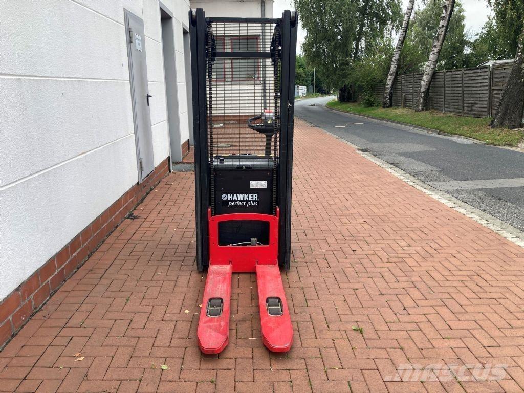 Hyster S 2.0 Transpaleta manuala