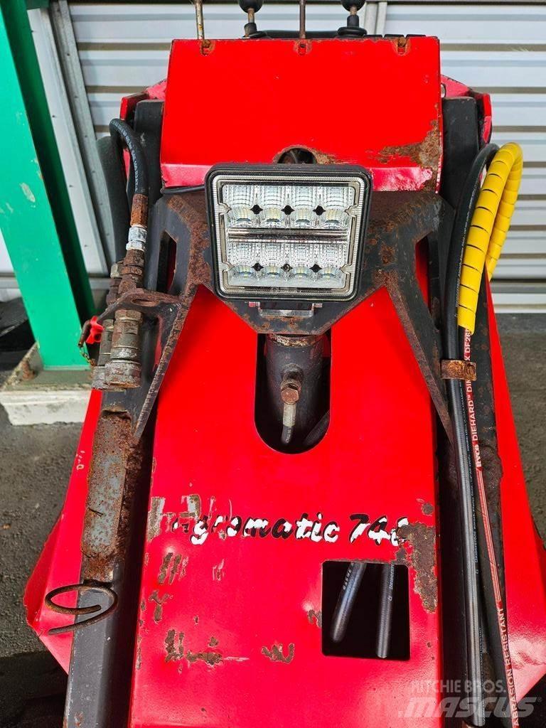 Agromatic  Incarcatoare multifunctionale