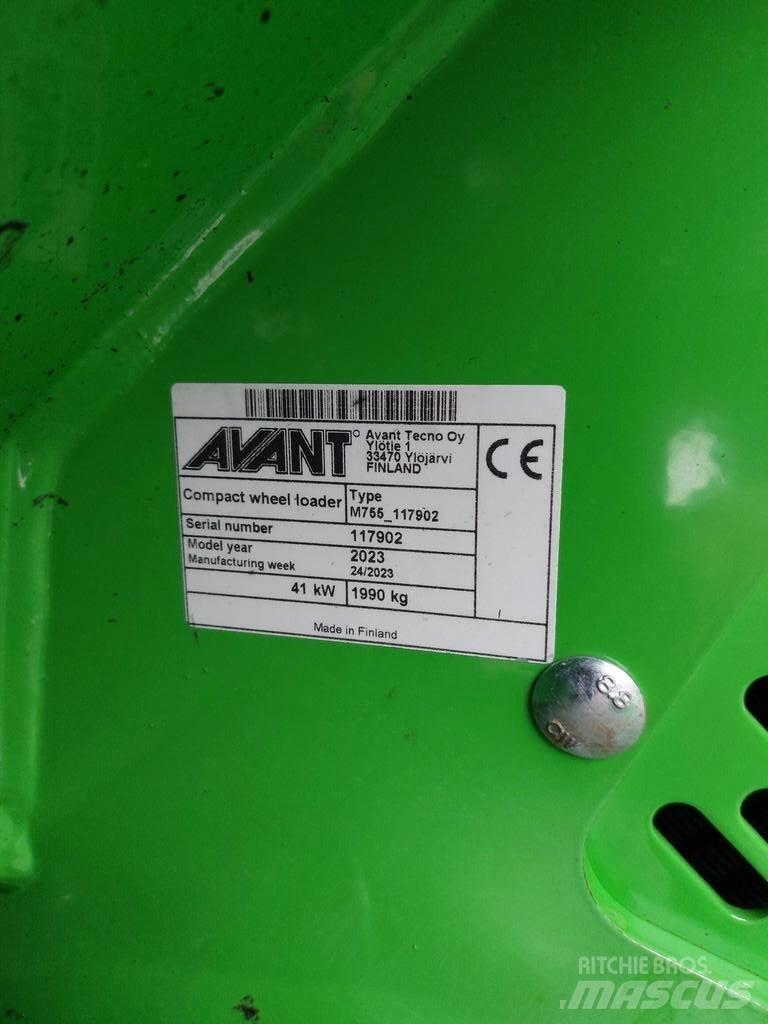 Avant 755 Incarcatoare multifunctionale