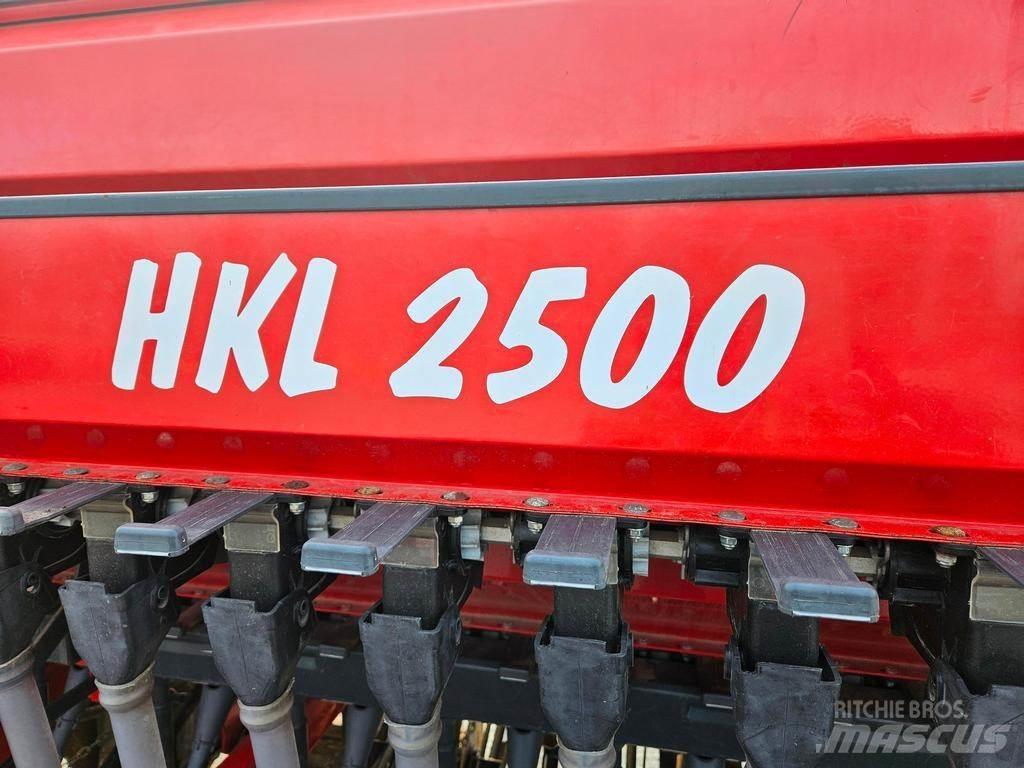 Tume HS250 Semanatoare