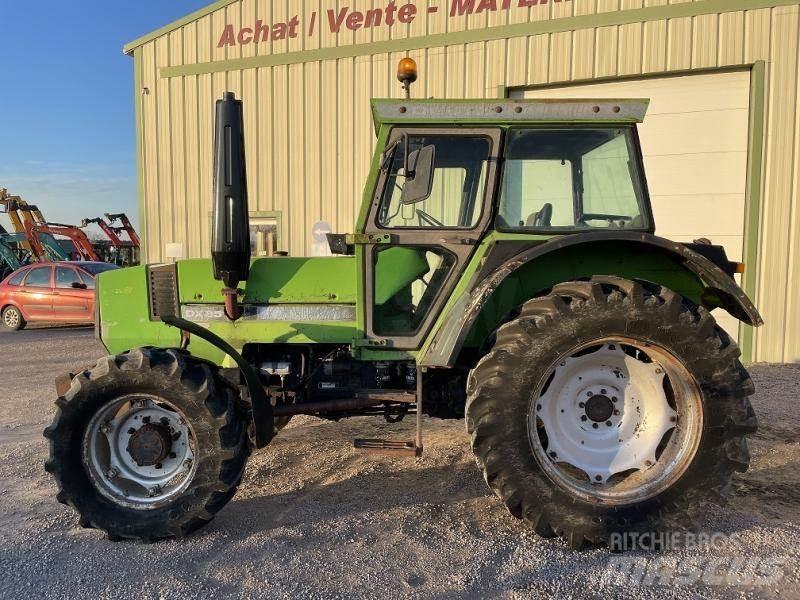 Deutz DX85 Tractoare