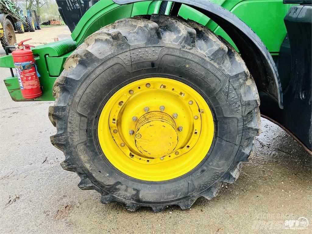 John Deere 6155M Tractoare