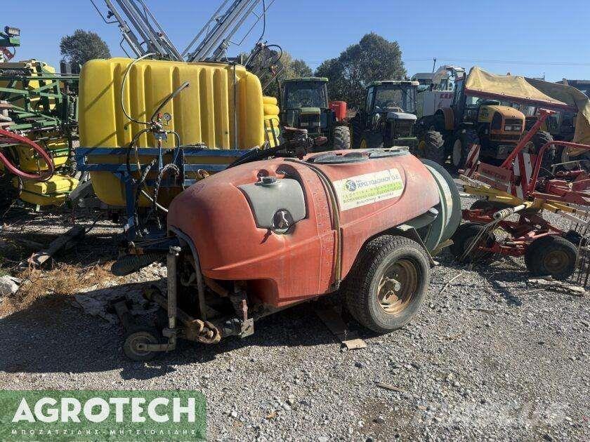  800 λίτρα Tractoare