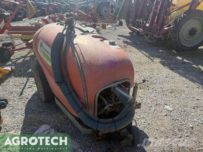  800 λίτρα Tractoare