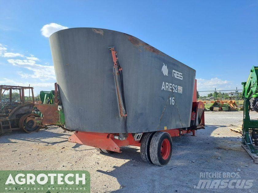 Ares 16 κυβικά Tractoare