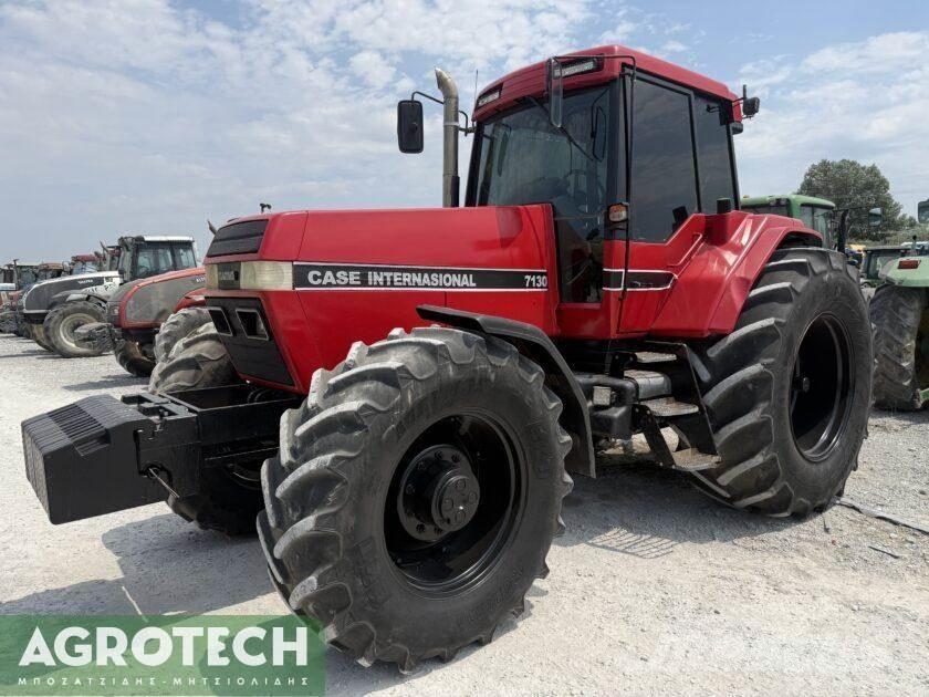 Case IH 7130 Tractoare