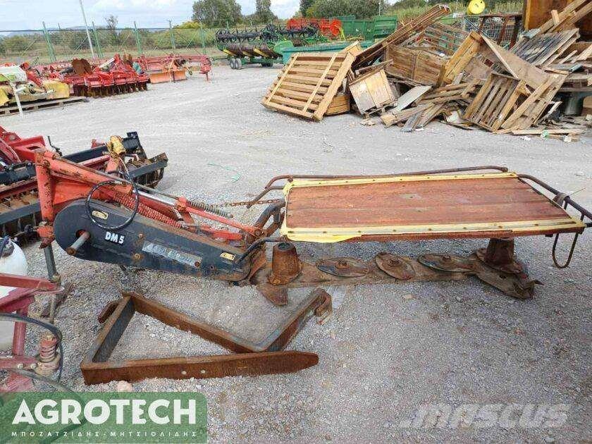  DM 5 Tractoare
