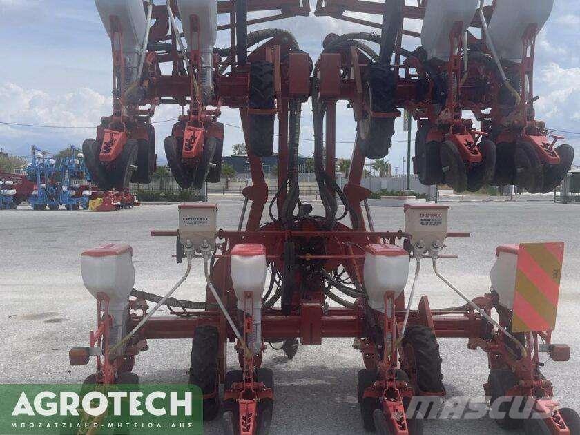 Gaspardo MANTA 8rows Tractoare