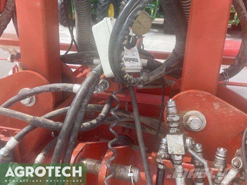 Gaspardo MANTA 8rows Tractoare