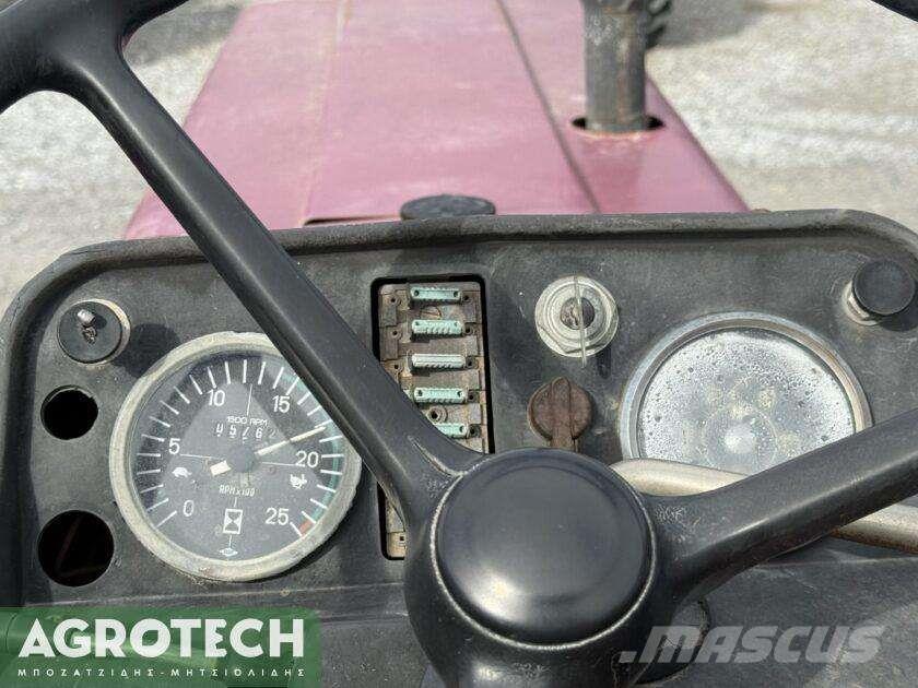 International 844s Tractoare