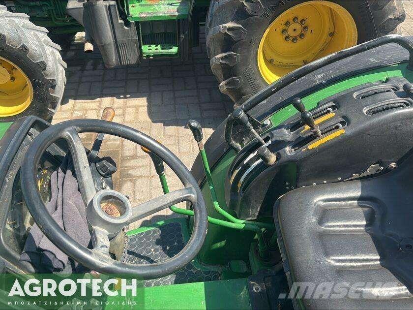 John Deere 5510N Tractoare