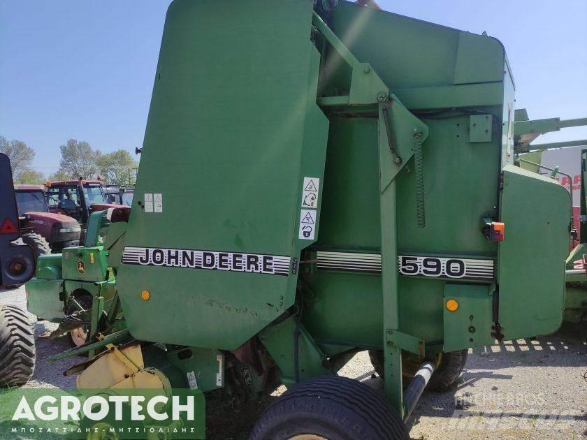 John Deere 590 Masina de balotat cilindric
