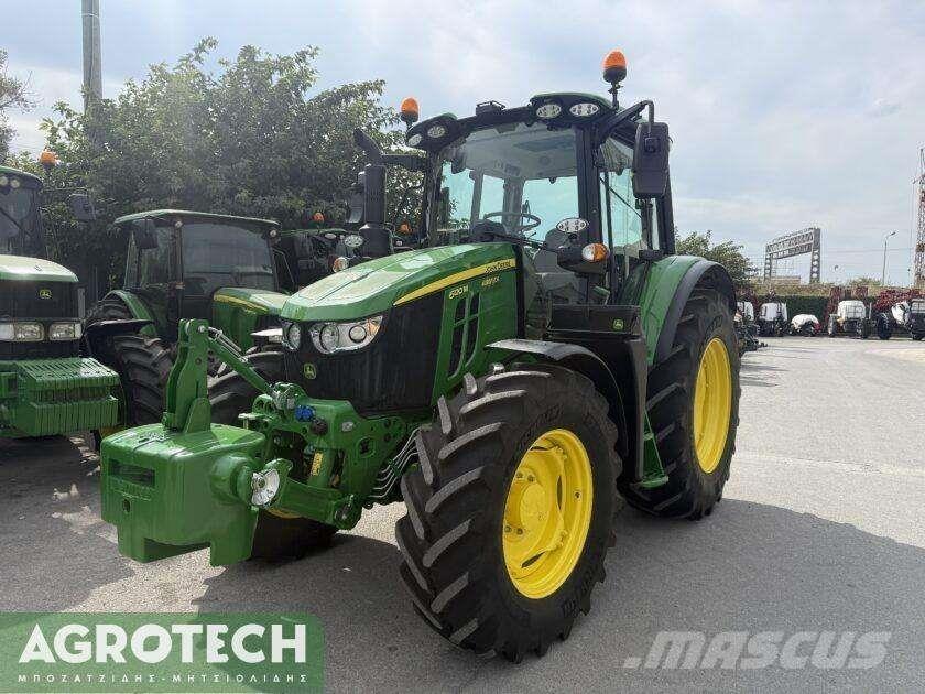 John Deere 6120M Tractoare