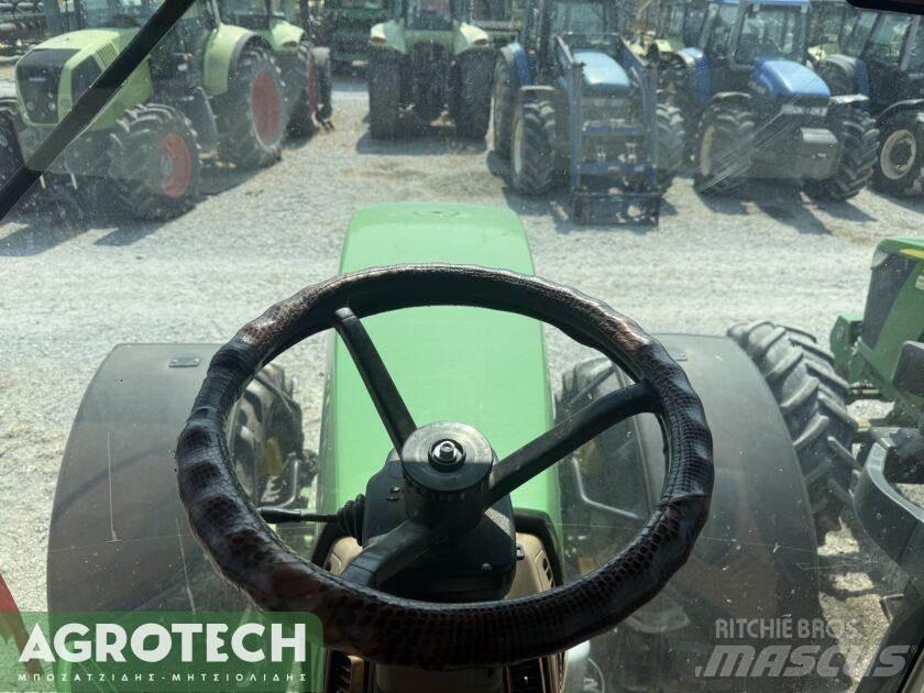 John Deere 8100 Tractoare