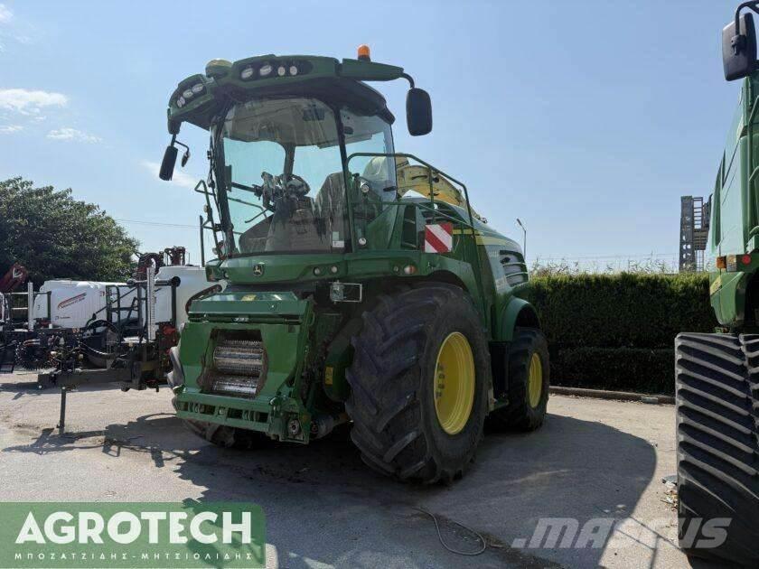 John Deere 8300 Tractoare