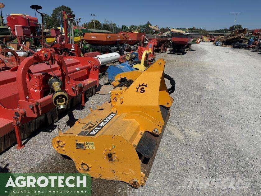 Kastor350 T1700 Tractoare