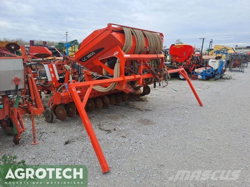 Kuhn VENTA LC 3500 Tractoare