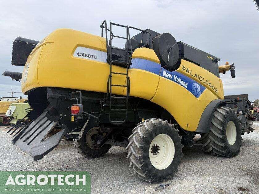 New Holland CX 8070 Tractoare