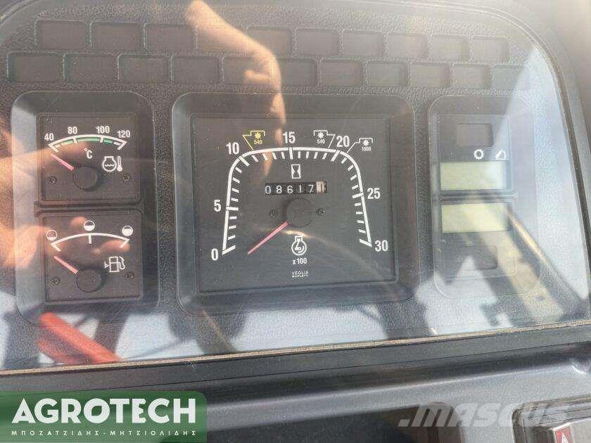 New Holland TS 100 Tractoare