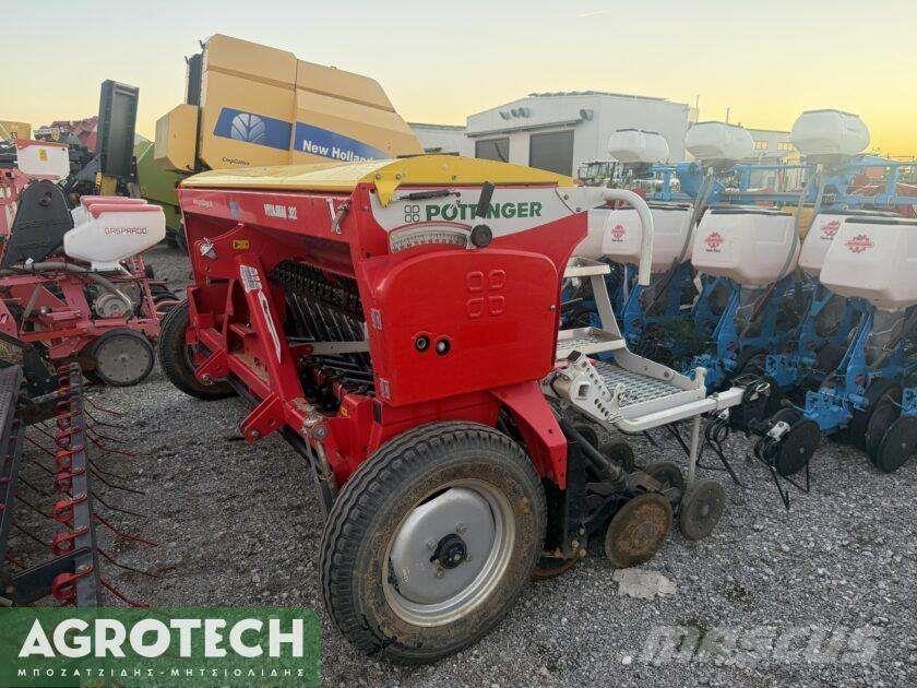 Pöttinger  Tractoare