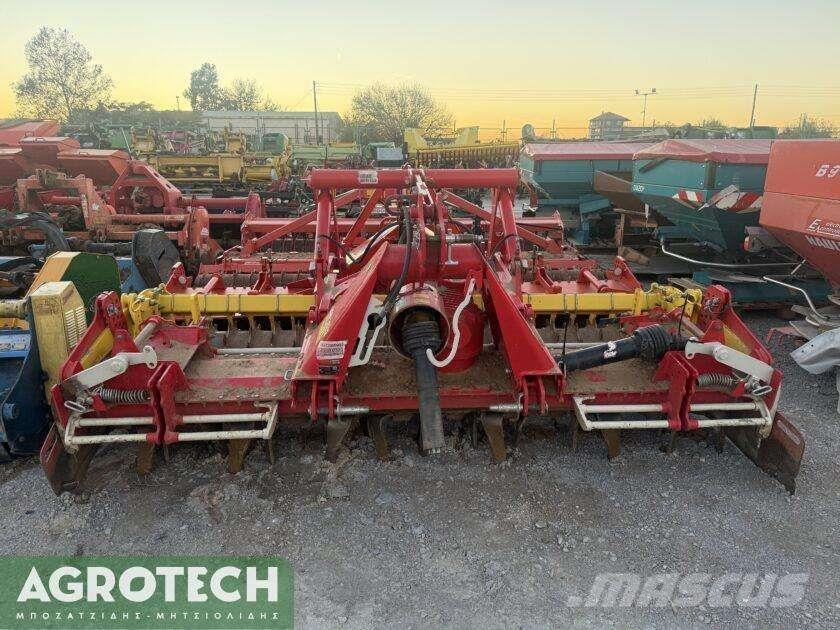 Pöttinger  Tractoare