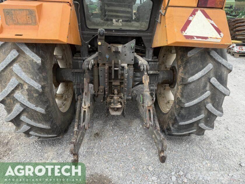 Renault 110.54 Tractoare