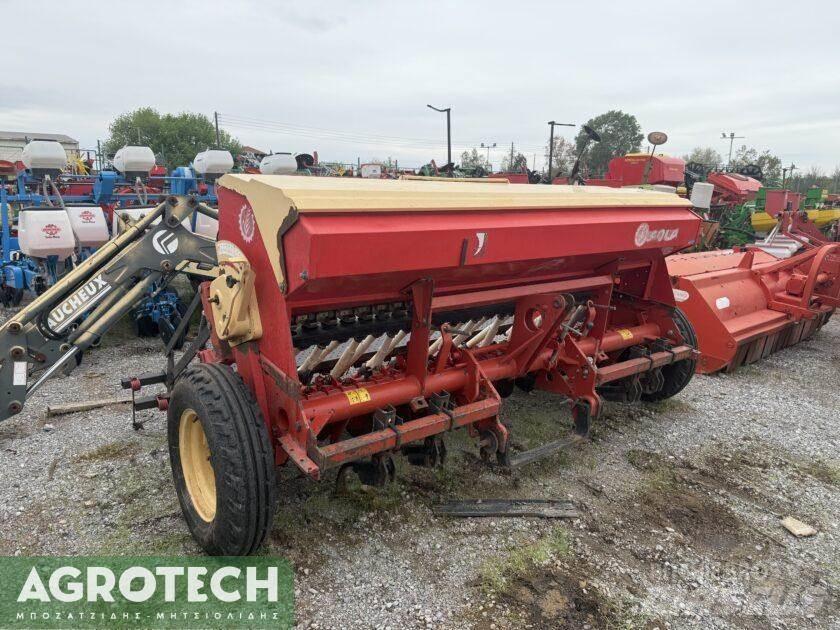  Sola 300/25 Tractoare