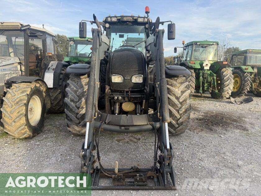 Valtra T 190 Tractoare