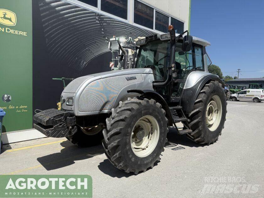 Valtra T120-4 Tractoare
