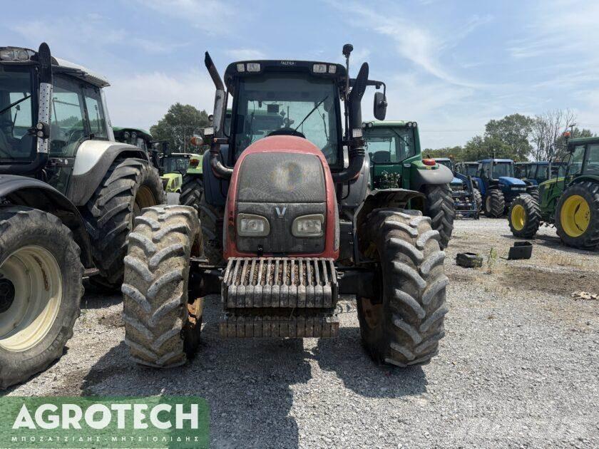 Valtra T151 Tractoare