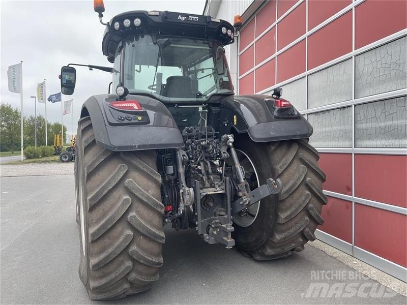 Valtra S394 Tractoare