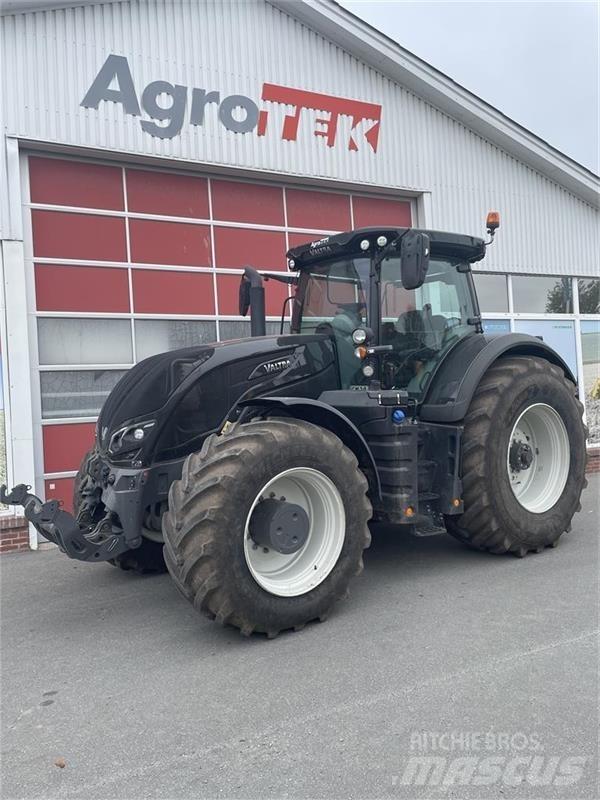 Valtra S394 Tractoare