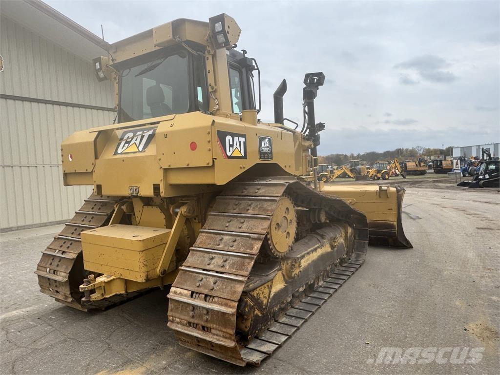 CAT D6T Buldozere pe senile