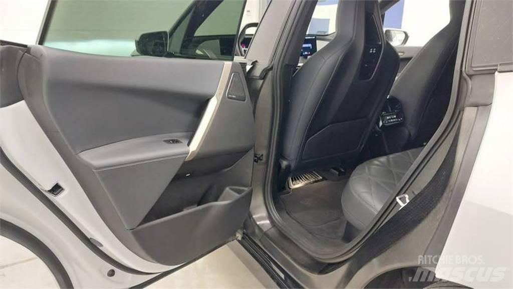 BMW iX Masini