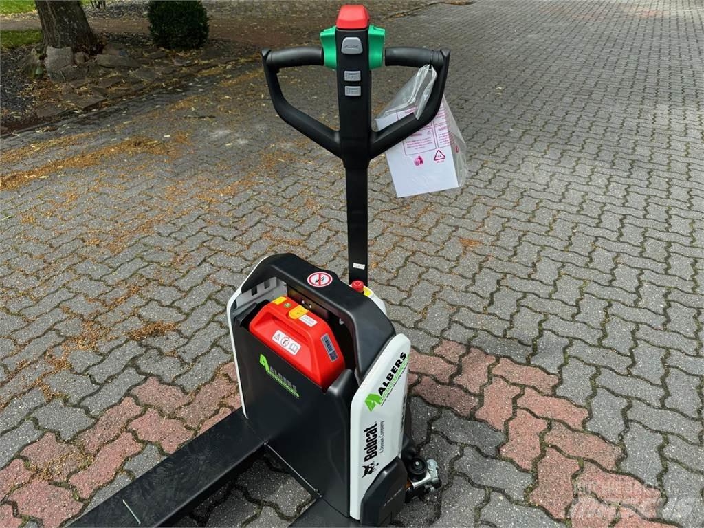 Bobcat LPM 15 N 7 Transpaleta manuala