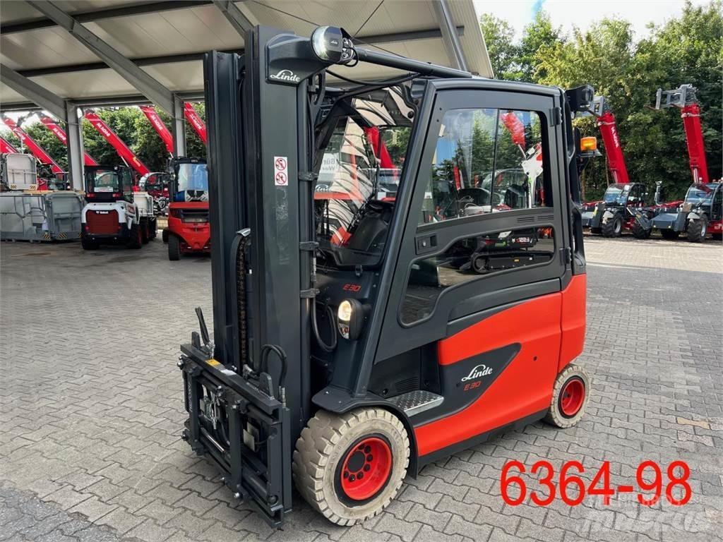 Linde E 30 HL 01 600 Stivuitor electric