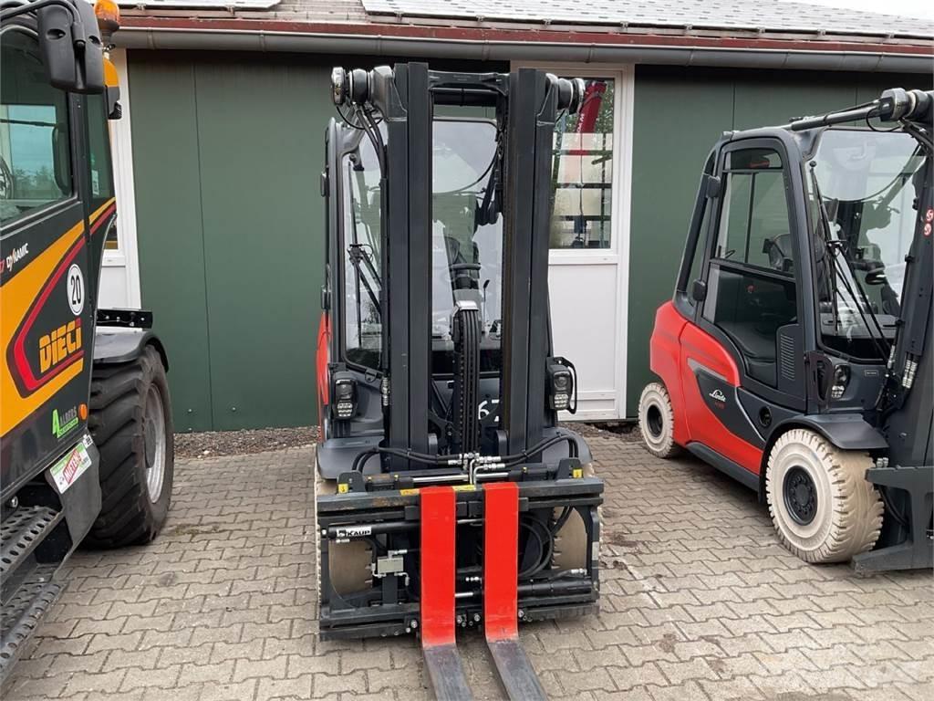 Linde H 35 D - 01 Stivuitor diesel