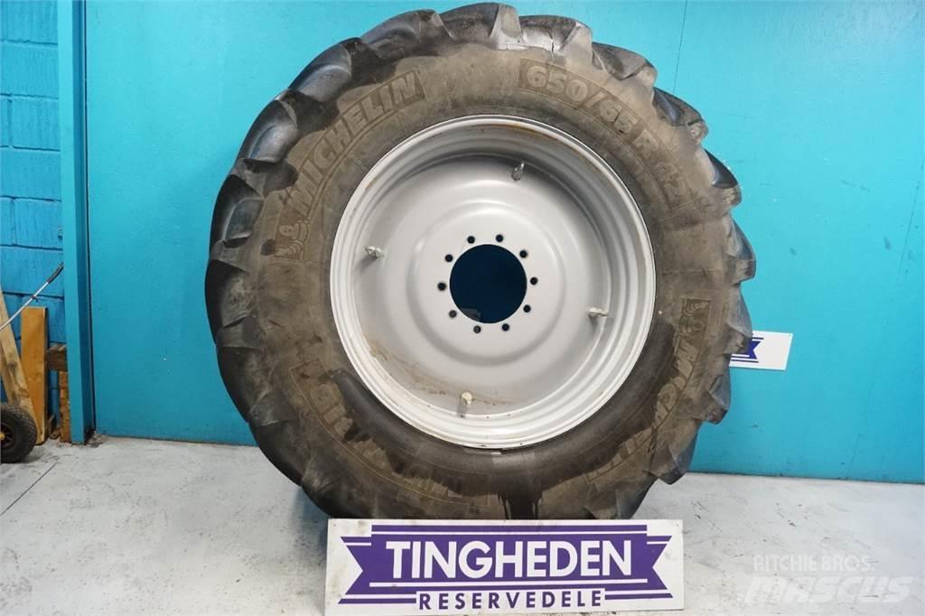  42 650/65R42 Roti