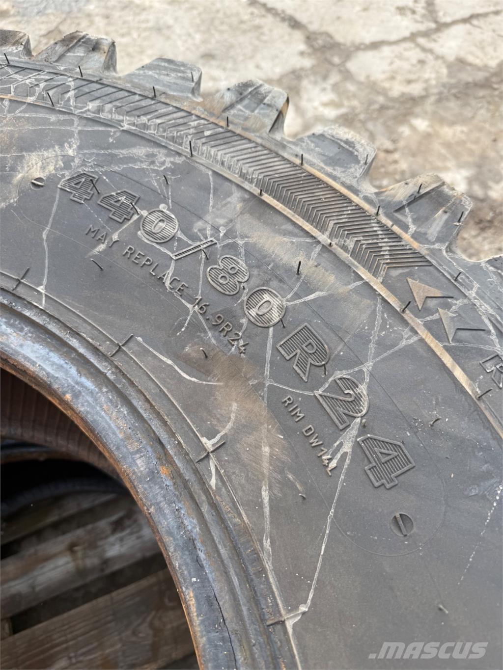  440/80-24 Anvelope, roti si jante